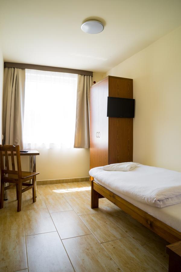 Zgoda Kompleks Hotelarski Świętochłowice Exteriör bild