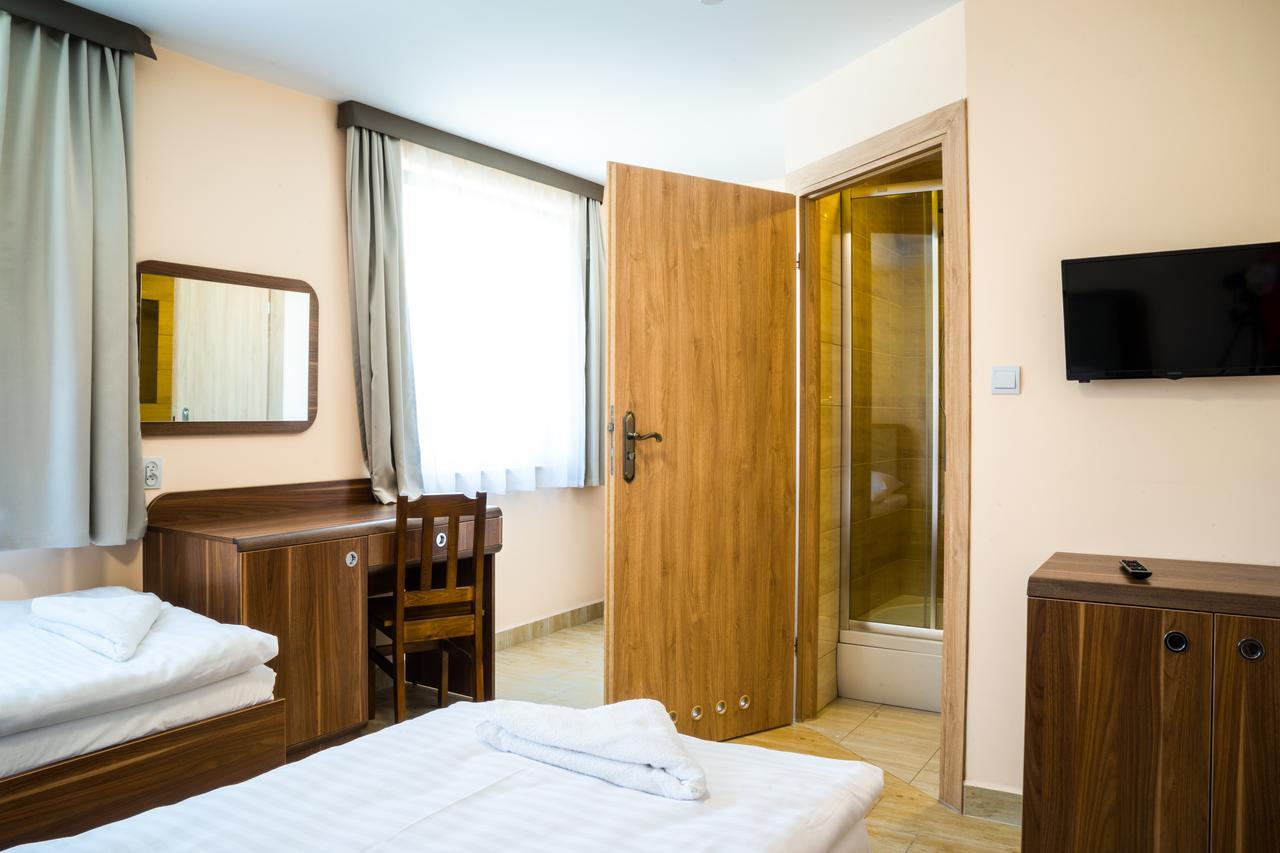 Zgoda Kompleks Hotelarski Świętochłowice Exteriör bild